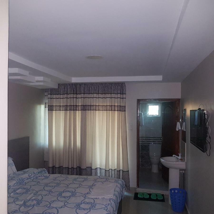 Adala Motel Meru Экстерьер фото